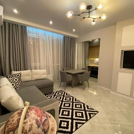 Vip Apartment In Odessa Zewnętrze zdjęcie